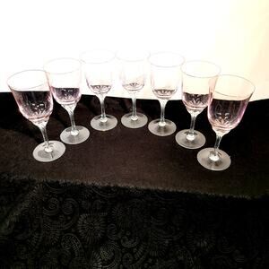 Saski Pink Hawthorne Wine Glasses Twisted Stem Glassware Vintage Pink Glassware